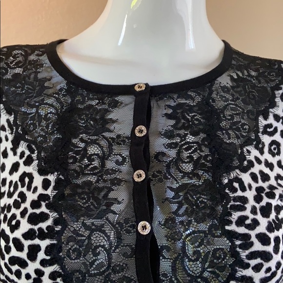 White House Black Market Leopard /Lace Cardigan - Picture 2 of 7